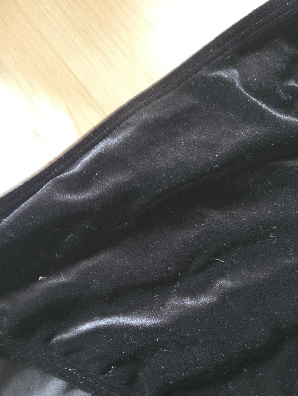 Classic Black Velvet Women's Swim Set - Picture 4 of 4